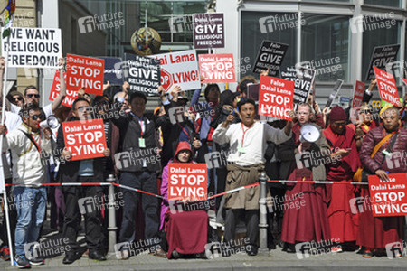 Dalai Lama Gegendemonstration, Frankfurt