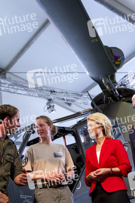 Luftfahrtmesse ILA in Schönefeld, Berlin