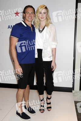 Ryan Lochte und Ireland Baldwin im Macy's Herald Square, New York