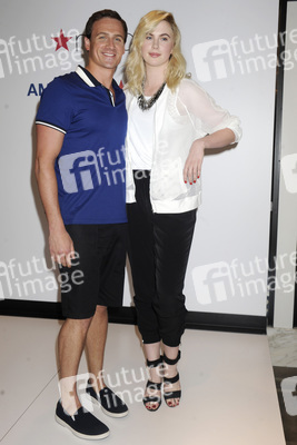 Ryan Lochte und Ireland Baldwin im Macy's Herald Square, New York