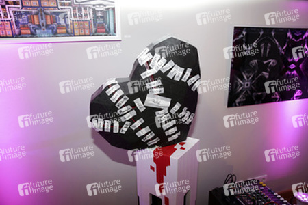 Charity-Event zur Versteigerung von Doreen Steinerts Herz, Berlin