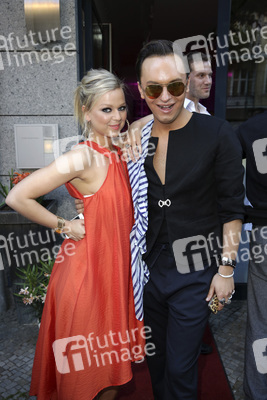 Charity-Event zur Versteigerung von Doreen Steinerts Herz, Berlin