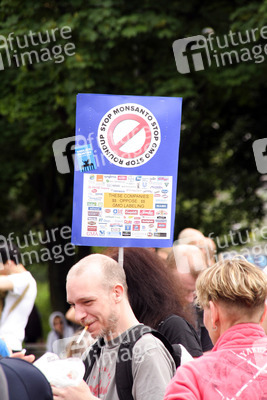 Demonstration gegen Monsanto, TTPI und für Tempelhof