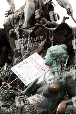 Demonstration gegen Monsanto, TTPI und für Tempelhof