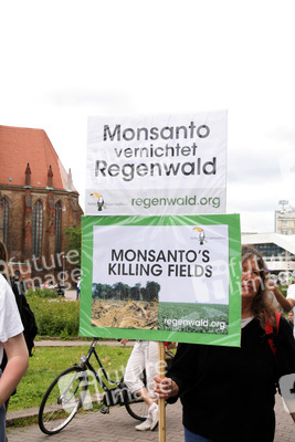 Demonstration gegen Monsanto, TTPI und für Tempelhof