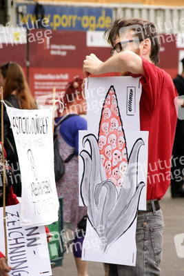 Demonstration gegen Monsanto, TTPI und für Tempelhof