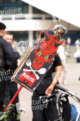 Demonstration gegen Monsanto, TTPI und für Tempelhof