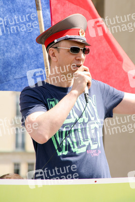 Organisation 'Staatenlos' veranstaltet Friedensdemo, Berlin