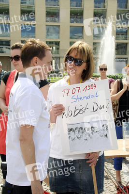 Demo zur Zwangsadoption in der DDR, Berlin