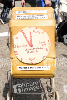 Demo zur Zwangsadoption in der DDR, Berlin