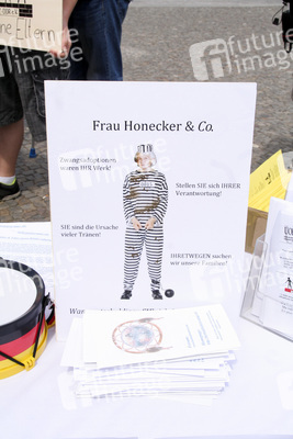 Demo zur Zwangsadoption in der DDR, Berlin