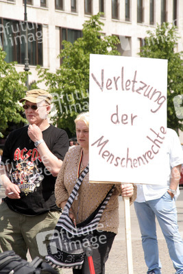 Demo zur Zwangsadoption in der DDR, Berlin