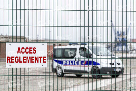 Flüchtlinge im Flüchtlingslager in Calais