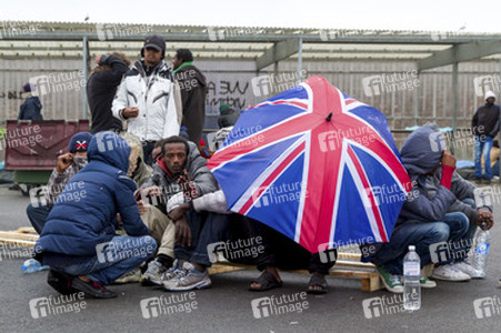 Flüchtlinge im Flüchtlingslager in Calais