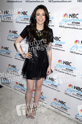 Cher Lloyd sogniert ihre CD 'Sorry I'm Late', New York