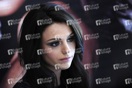 Cher Lloyd sogniert ihre CD 'Sorry I'm Late', New York