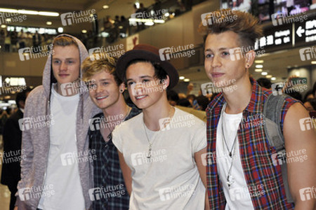 Tristan Evans, Connor Ball, Bradley Simpson, James McVey (The Vamps)