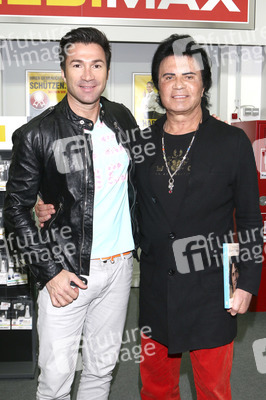 Costa Cordalis und Lucas Cordalis live bei Medimax, Hamburg