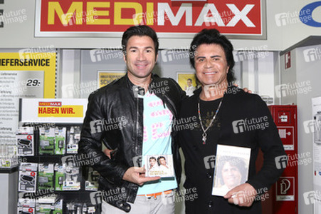 Costa Cordalis und Lucas Cordalis live bei Medimax, Hamburg