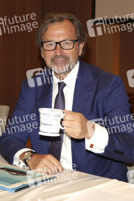 Presskonfernez zu Taufe der 'Mein Schiff 3', Hamburg