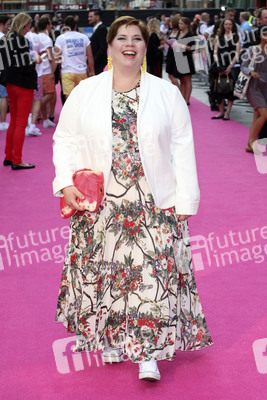 'Walking on Sunshine' Premiere, London