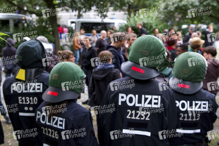 Demo '§ 23 United Neighbours - wir bleiben alle!', Berlin