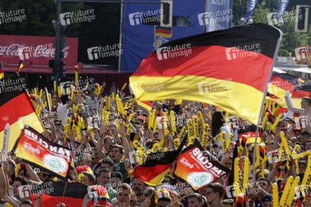 WM-Fanmeile vor dem Spiel Deutschland gegen Portugal, Berlin