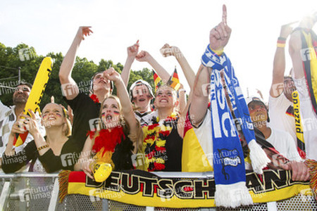 WM-Fanmeile beim Spiel Deutschland gegen Portugal, Berlin