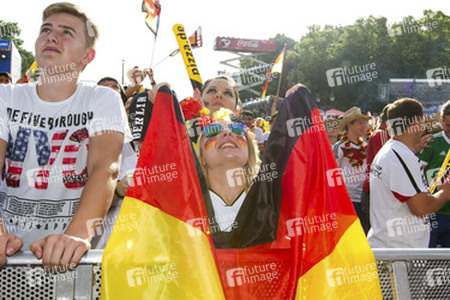WM-Fanmeile beim Spiel Deutschland gegen Portugal, Berlin