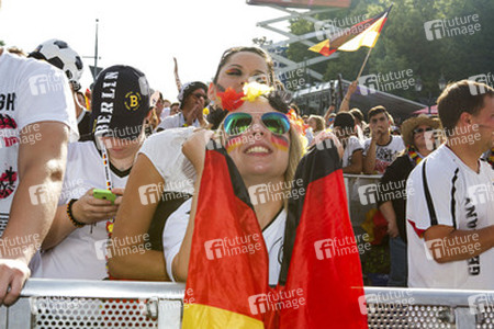WM-Fanmeile beim Spiel Deutschland gegen Portugal, Berlin