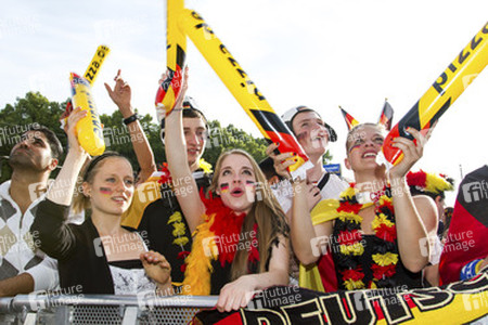 WM-Fanmeile beim Spiel Deutschland gegen Portugal, Berlin