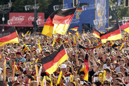 WM-Fanmeile beim Spiel Deutschland gegen Portugal, Berlin