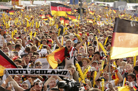 WM-Fanmeile beim Spiel Deutschland gegen Portugal, Berlin