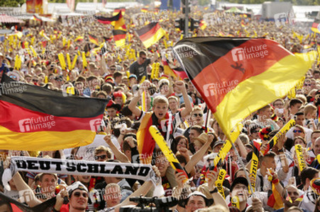WM-Fanmeile beim Spiel Deutschland gegen Portugal, Berlin