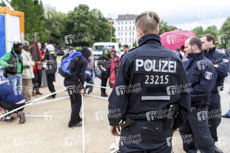Infozelt der Refugees am Oranienplatz, Berlin