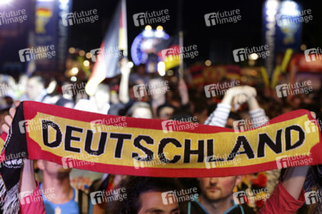 WM-Fanmeile beim Spiel Deutschland gegen Ghana, Berlin