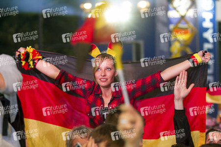 WM-Fanmeile beim Spiel Deutschland gegen Ghana, Berlin
