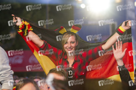 WM-Fanmeile beim Spiel Deutschland gegen Ghana, Berlin