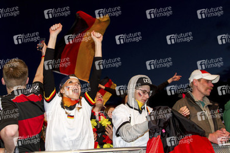 WM-Fanmeile beim Spiel Deutschland gegen Ghana, Berlin