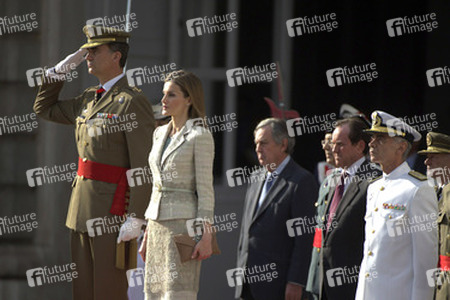 König Felipe empfängt die Armee und die Guardia Civil, Madrid