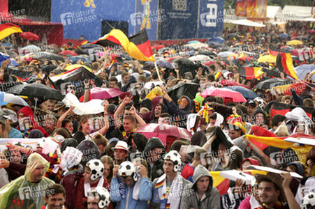 WM-Fanmeile beim Spiel Deutschland gegen USA, Berlin