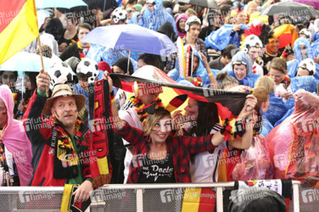 WM-Fanmeile beim Spiel Deutschland gegen USA, Berlin