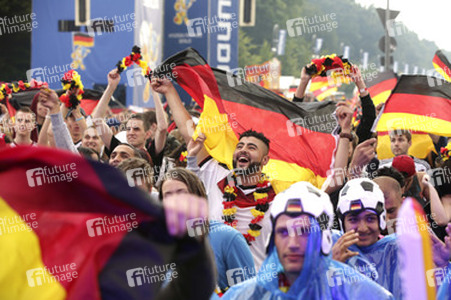 WM-Fanmeile beim Spiel Deutschland gegen USA, Berlin