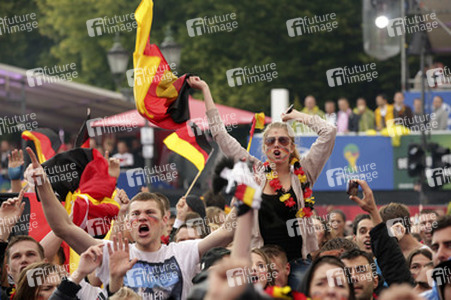 WM-Fanmeile beim Spiel Deutschland gegen USA, Berlin