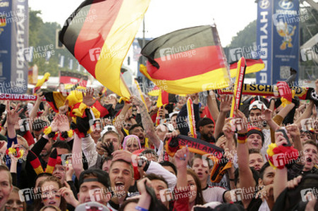 WM-Fanmeile beim Spiel Deutschland gegen USA, Berlin