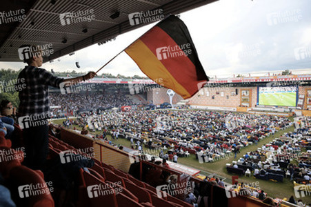 WM-Wohnzimmer im Stadion an der Alten Försterei beim Spiel Deutschland gegen USA, Berlin