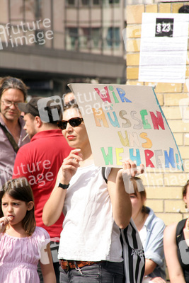 Demonstration gegen die bevorstehende Räumung der Gerhard-Hauptmann-Schule, Berlin