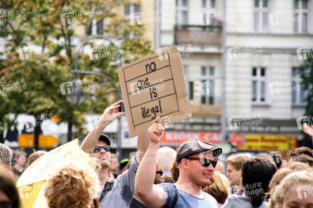Demonstration gegen die bevorstehende Räumung der Gerhard-Hauptmann-Schule, Berlin