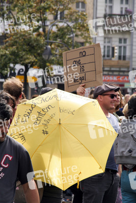 Demonstration gegen die bevorstehende Räumung der Gerhard-Hauptmann-Schule, Berlin