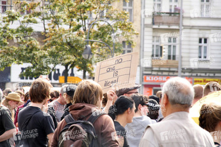 Demonstration gegen die bevorstehende Räumung der Gerhard-Hauptmann-Schule, Berlin